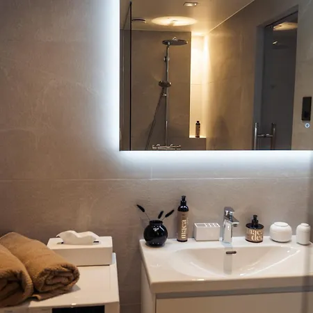 Lägenhet Jaanson Residences With Free Sauna & Free Parking