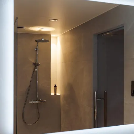 Jaanson Residences With Free Sauna & Free Parking *