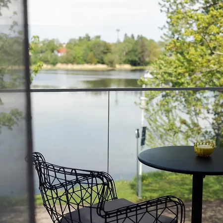 Jaanson Residences With Free Sauna & Free Parking *
